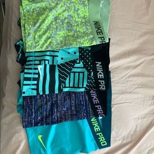 Nike pros shorts 💚💙💜